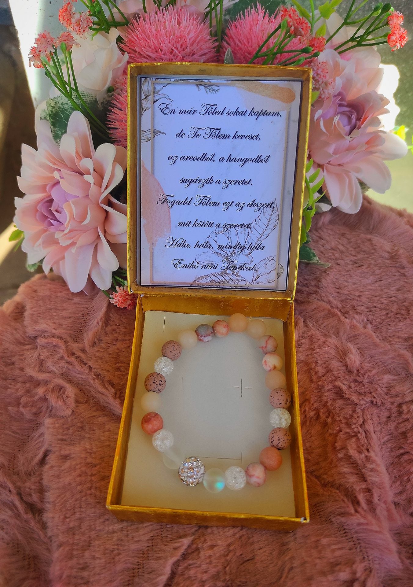 Ajándék pedagógusnak nude karkötő